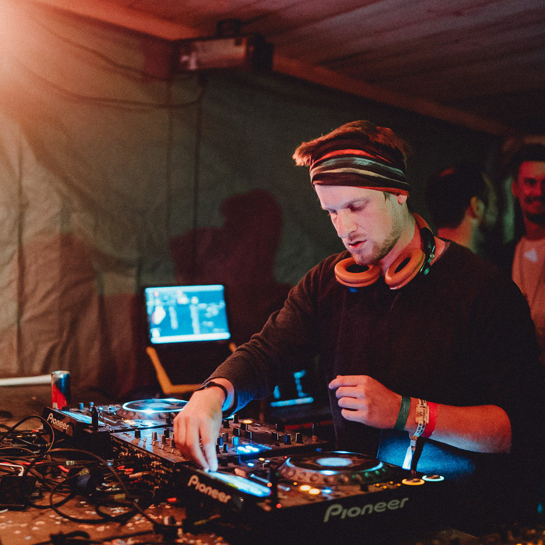 Cover von Weisser Rabe - Jeden Tag ein Set @ Burning Beach 2017