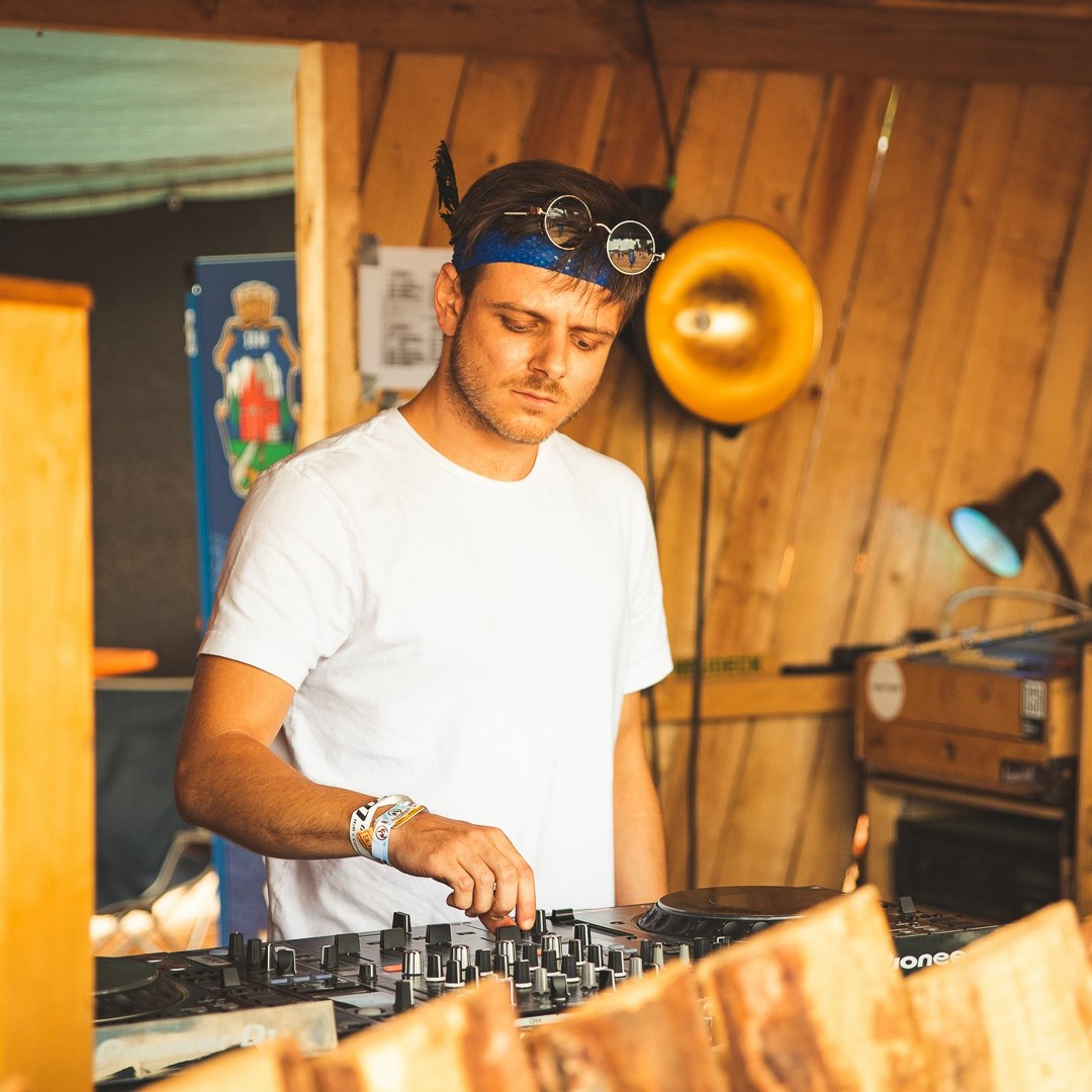 Cover von Loki Styx - Jeden Tag ein Set @ Burning Beach 2018